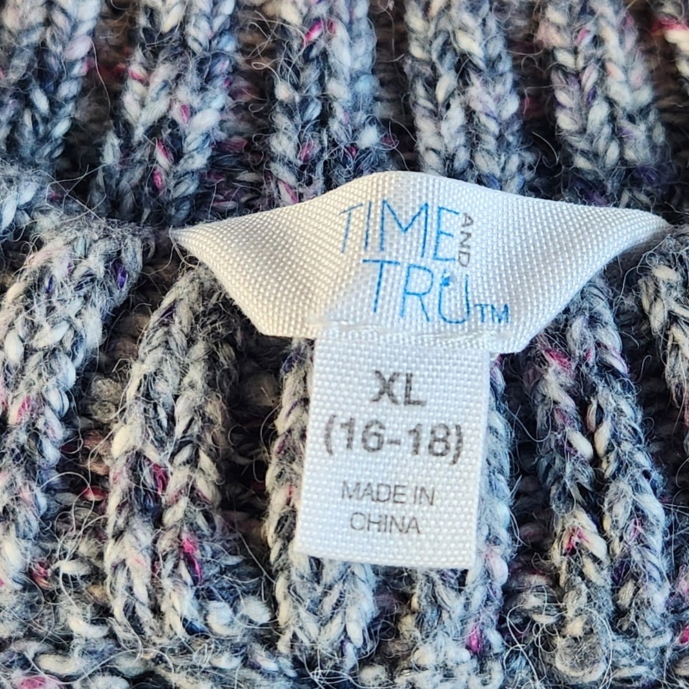 TIME & TRU Pullover Sweater Girl's XL (16-18) Gray Geometric - Picture 3 of 6